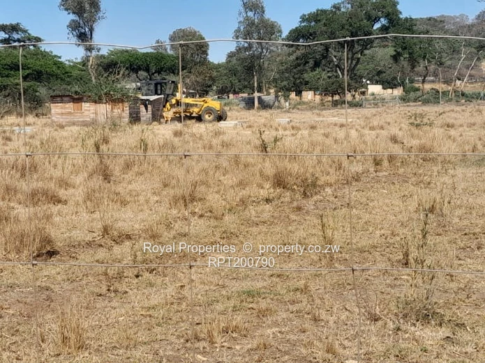 Glen Lorne stands for sale