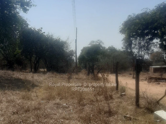 Kwekwe Farm for sale